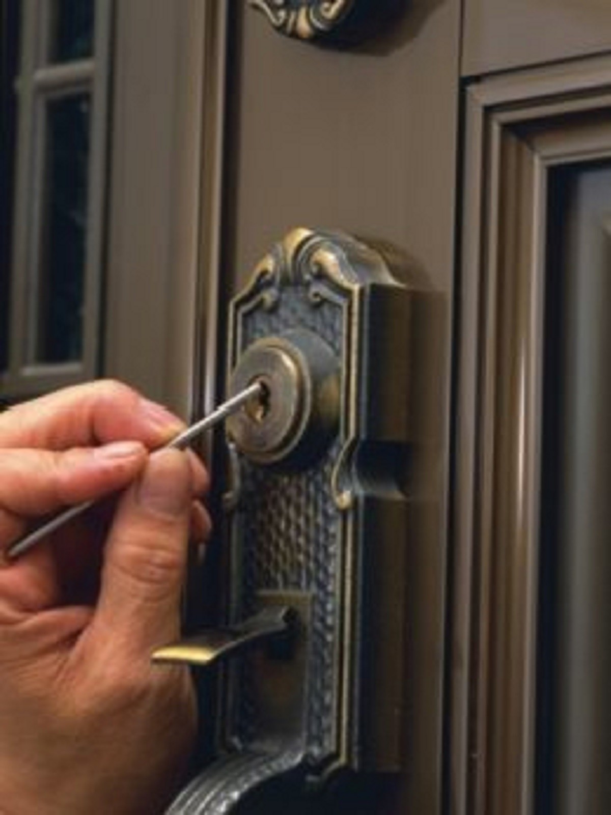 services-lock