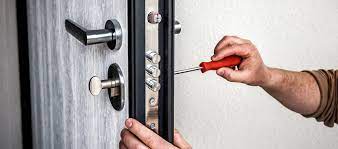 services-lock
