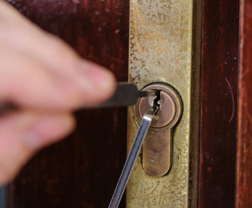 services-lock