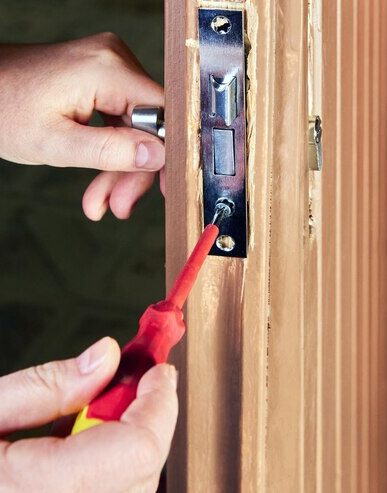 services-lock